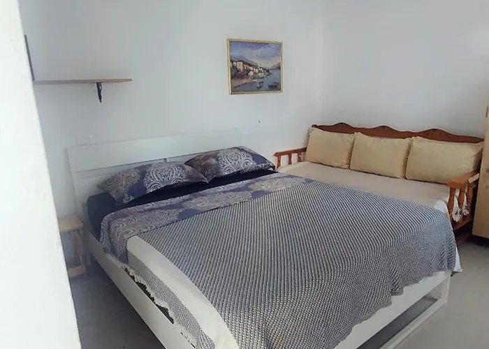 Rustic Séjour chez l'habitant Tale