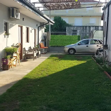 Homestay Rustic *