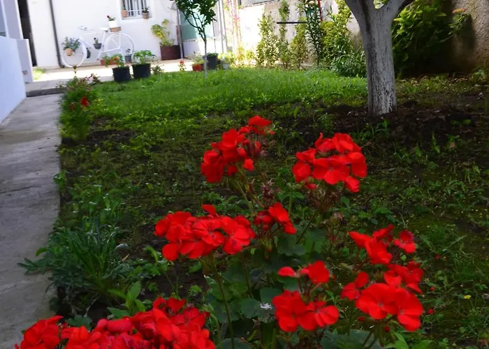 Δωμάτια σε οικογενειακή κατοικία Rustic *